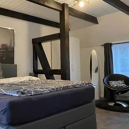 Fachwerkhaus Mit 2 Getrennten Schlafzimmern, Wohnzimmer Und Kueche Бюккебург Экстерьер фото